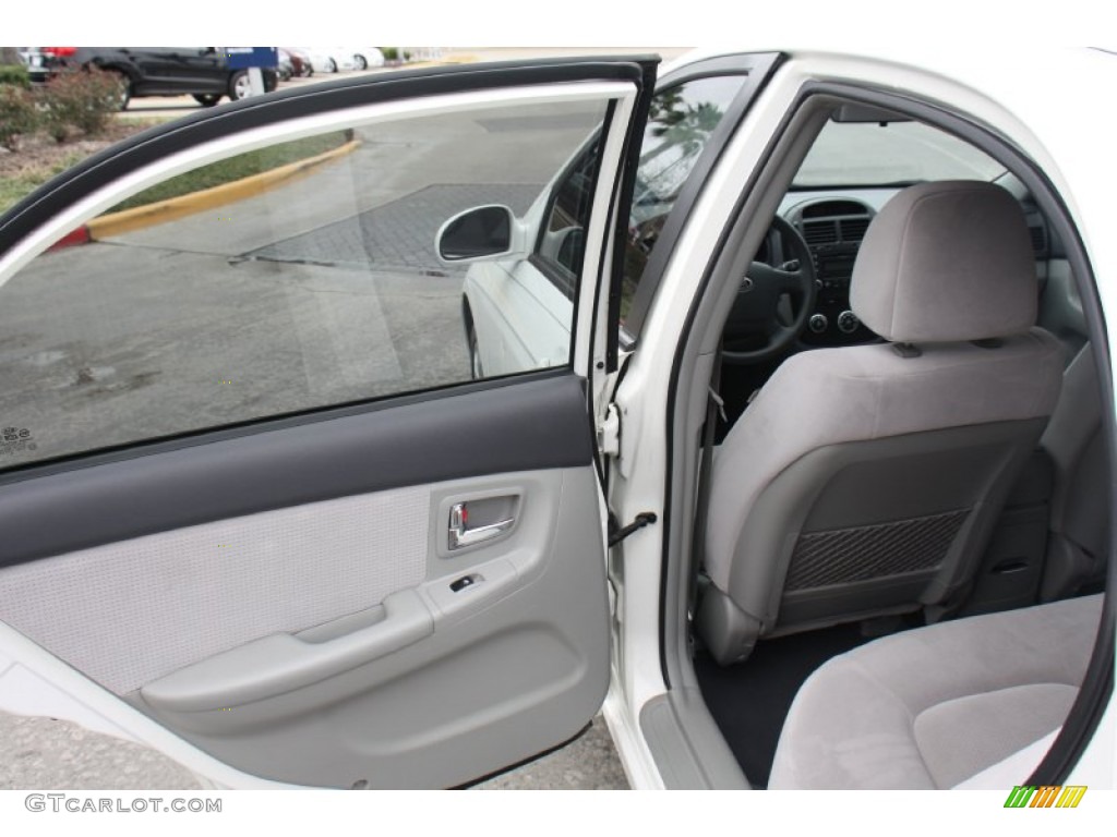 2007 Spectra EX Sedan - White / Gray photo #11