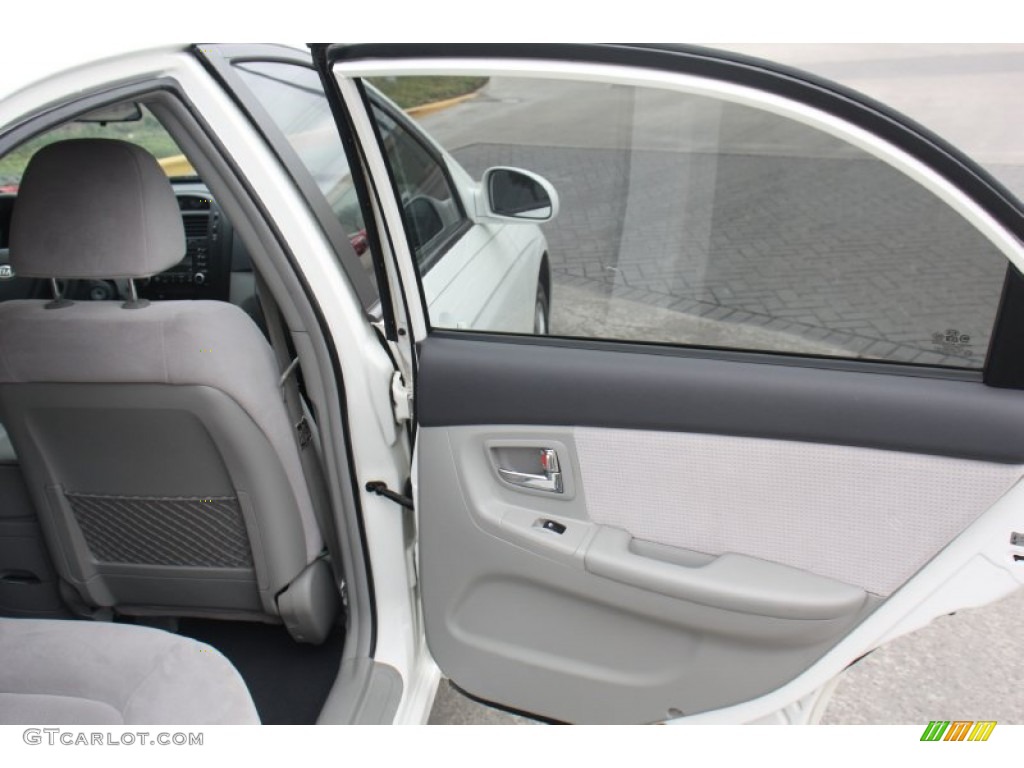 2007 Spectra EX Sedan - White / Gray photo #13