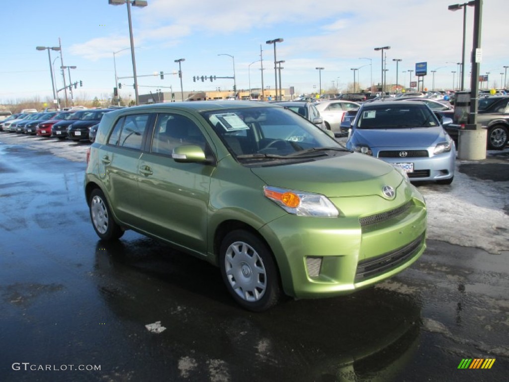 2009 xD  - Electric Wasabi / Charcoal Gray photo #1