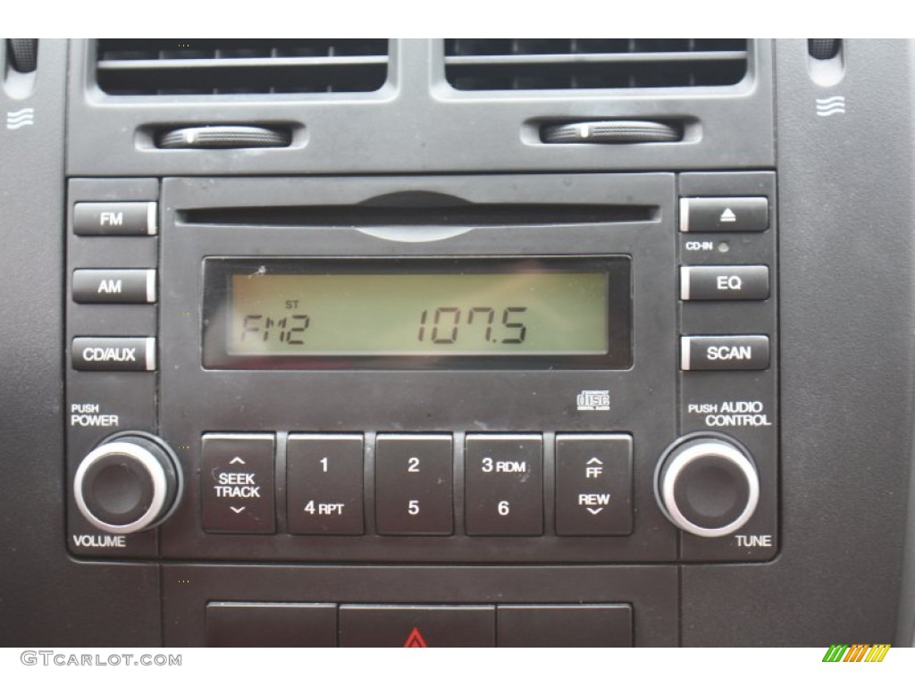2007 Spectra EX Sedan - White / Gray photo #22