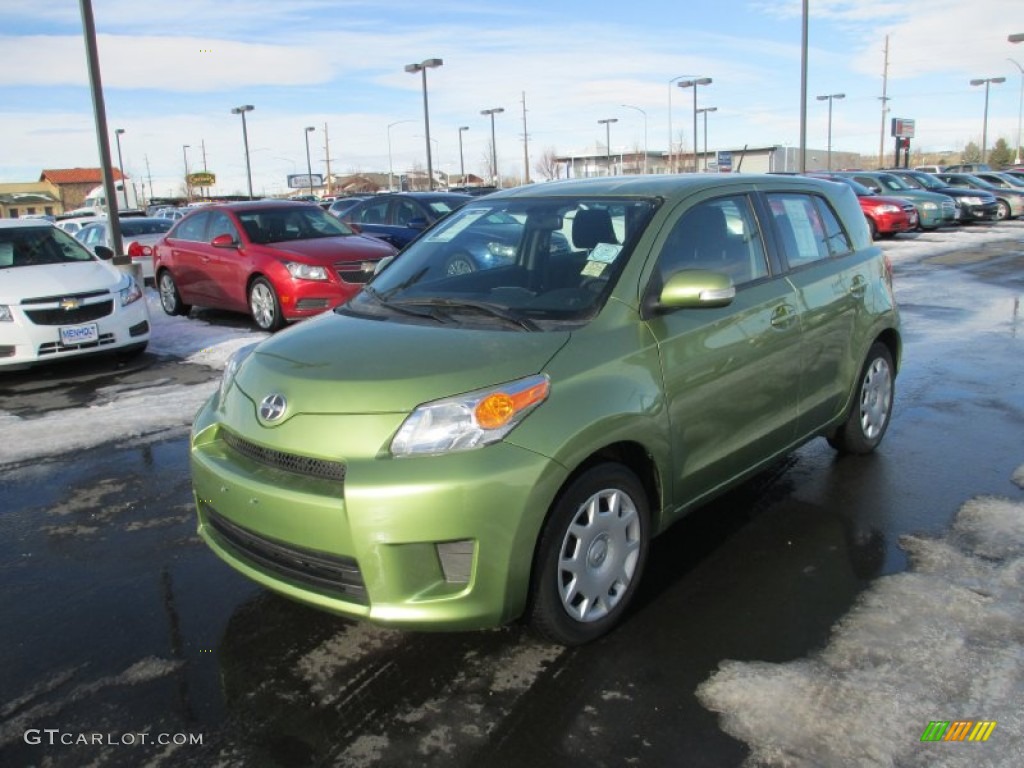 2009 xD  - Electric Wasabi / Charcoal Gray photo #2