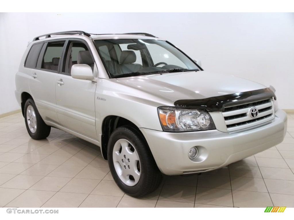 2004 Highlander V6 4WD - Millenium Silver Metallic / Ash photo #1