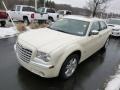 Cool Vanilla - 300 C HEMI AWD Photo No. 4