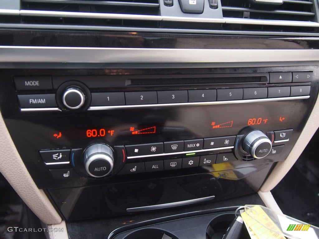 2011 BMW 7 Series 750Li Sedan Controls Photos