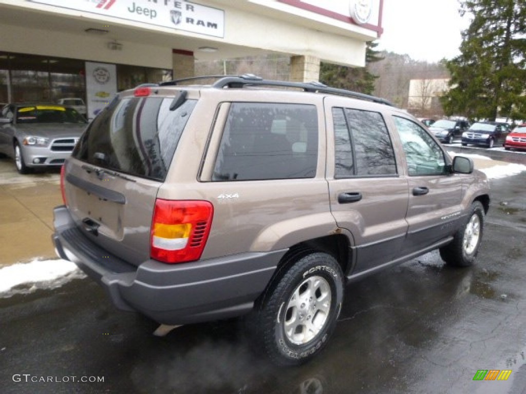 2001 Grand Cherokee Laredo 4x4 - Woodland Brown Satin Glow / Taupe photo #8