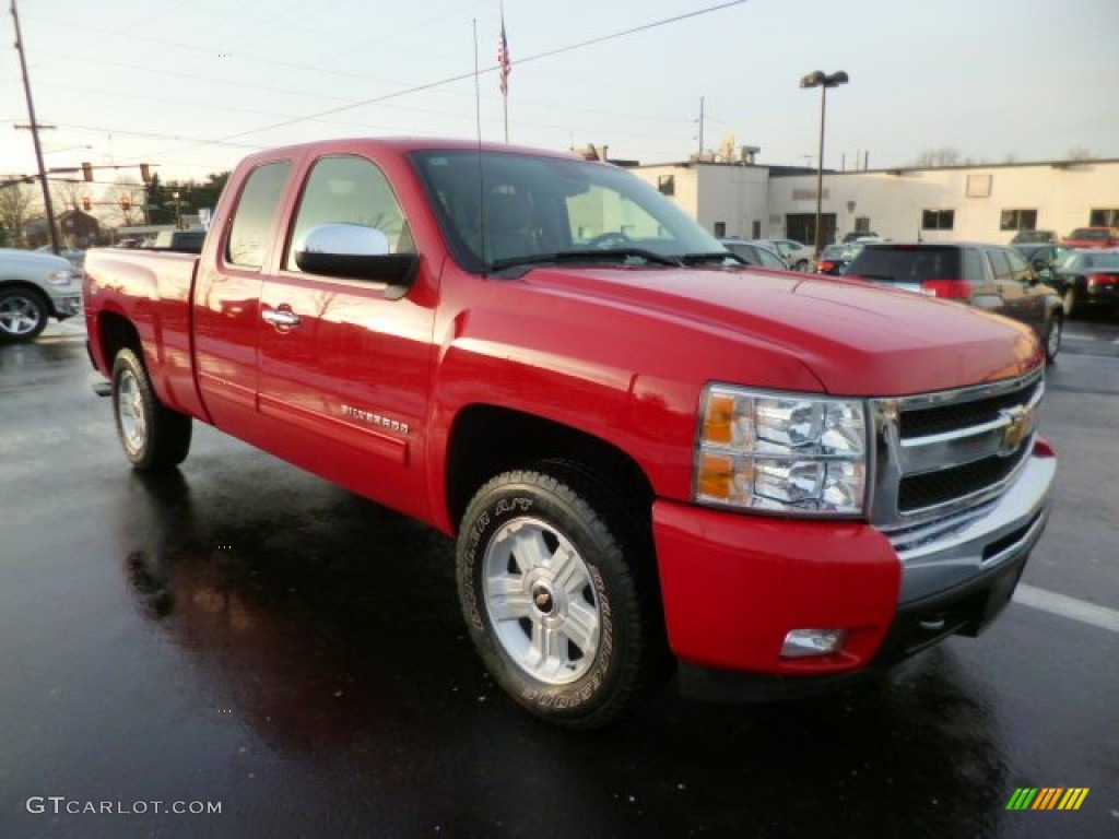 Victory Red 2010 Chevrolet Silverado 1500 LT Extended Cab 4x4 Exterior Photo #89582660
