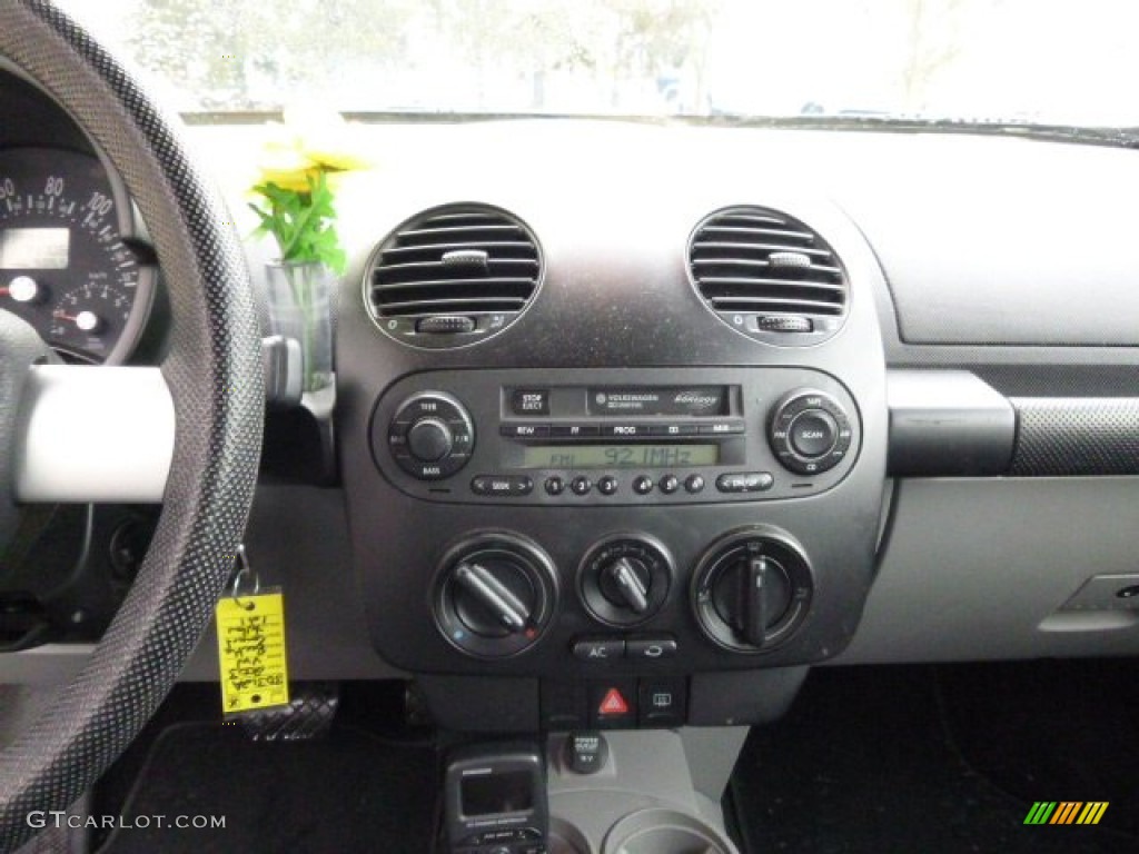 2003 New Beetle GLS Convertible - Mellow Yellow / Black photo #15