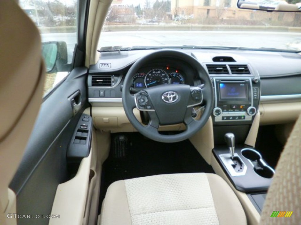 2013 Camry LE - Champagne Mica / Ivory photo #15