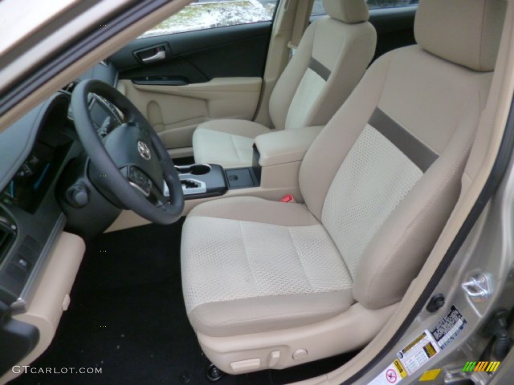 2013 Camry LE - Champagne Mica / Ivory photo #16