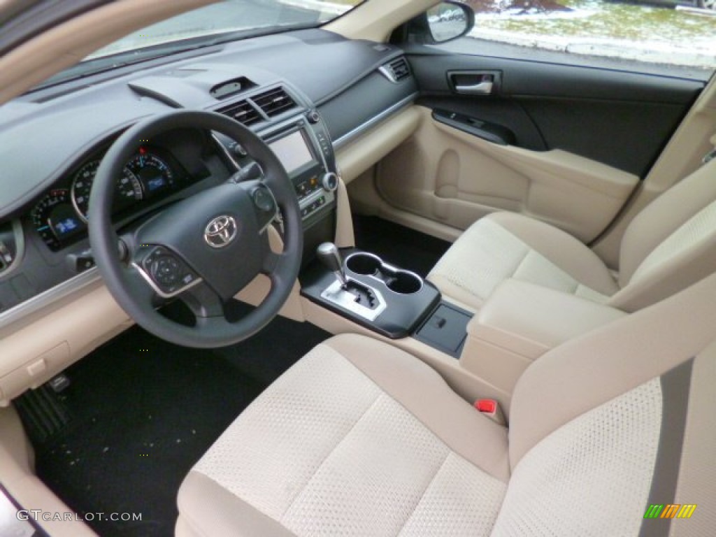 2013 Camry LE - Champagne Mica / Ivory photo #17