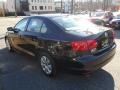 Black - Jetta SE Sedan Photo No. 7
