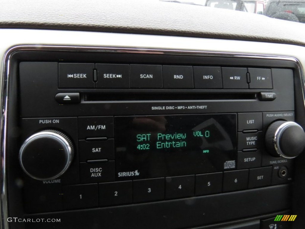 2012 Jeep Grand Cherokee Laredo Audio System Photo #89593412