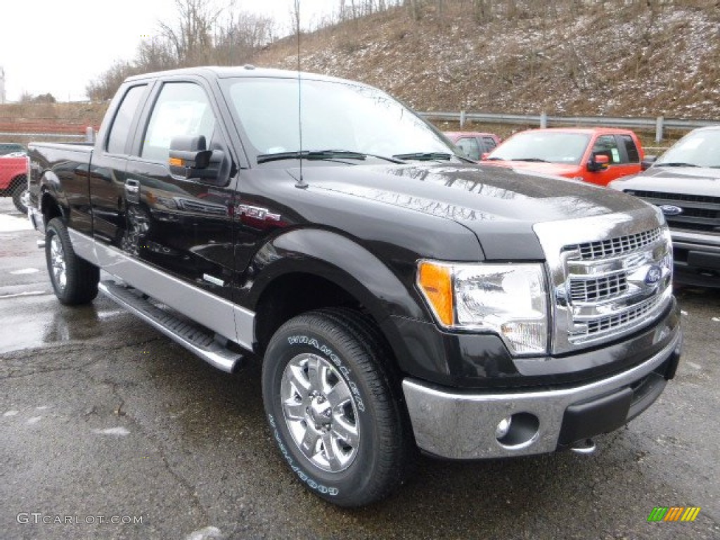 2014 F150 XLT SuperCab 4x4 - Tuxedo Black / Steel Grey photo #1