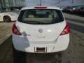 Fresh Powder - Versa 1.8 S Hatchback Photo No. 10