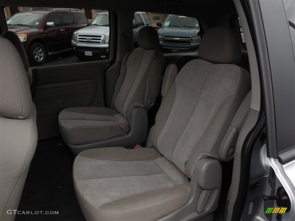 2011 Sedona LX - Titanium Silver / Gray photo #13