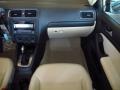 Black - Jetta SE Sedan Photo No. 13