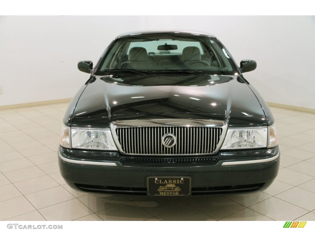 2003 Grand Marquis GS - Aspen Green Metallic / Light Flint photo #2