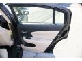 Black - 200 Limited Sedan Photo No. 19