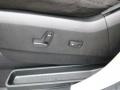 True Blue Pearl - Grand Caravan SXT Photo No. 15