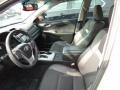 Super White - Camry SE Photo No. 8