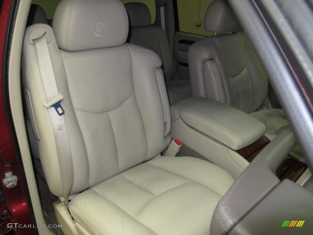2005 Escalade ESV AWD - Red E / Shale photo #22