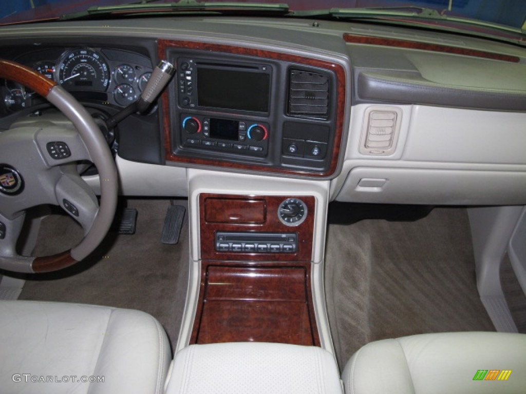 2005 Escalade ESV AWD - Red E / Shale photo #24