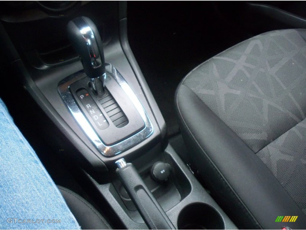 2013 Ford Fiesta SE Sedan 6 Speed PowerShift Automatic Transmission Photo #89610026