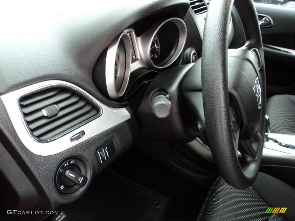2013 Journey SXT AWD - Bright Red / Black photo #11
