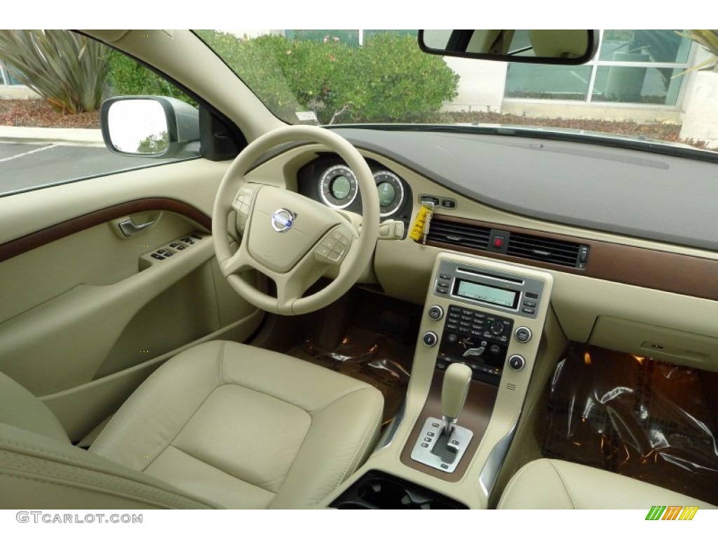 2011 Volvo XC70 3.2 AWD Sandstone Beige Dashboard Photo #89615135