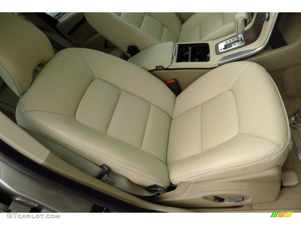 2011 XC70 3.2 AWD - Seashell Metallic / Sandstone Beige photo #12