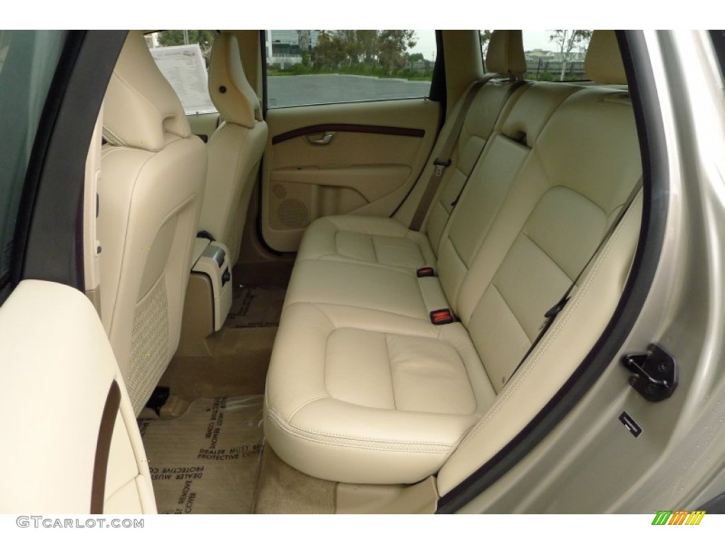 Sandstone Beige Interior 2011 Volvo XC70 3.2 AWD Photo #89615348