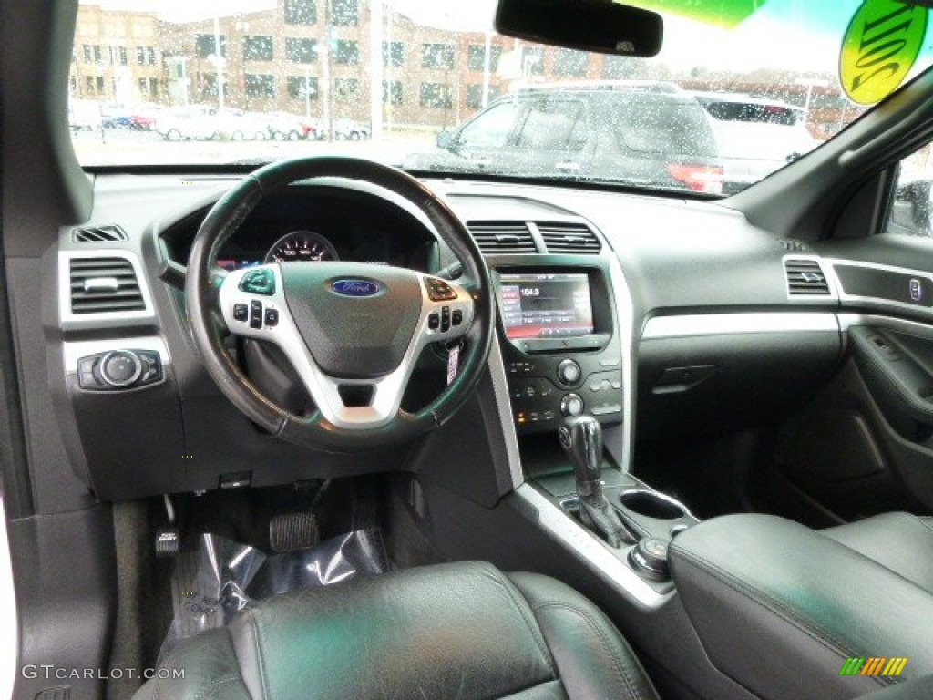 2011 Explorer XLT 4WD - White Platinum Tri-Coat / Charcoal Black photo #13