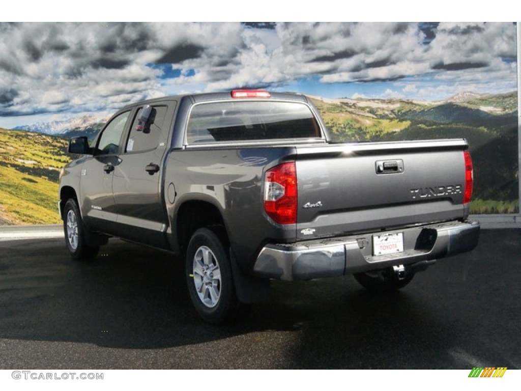 2014 Tundra SR5 Crewmax 4x4 - Magnetic Gray Metallic / Black photo #3