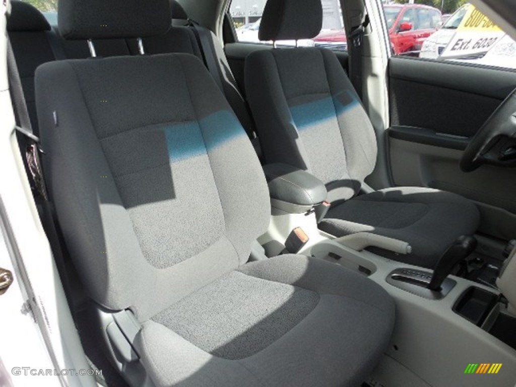 2006 Spectra SX Sedan - Clear Silver / Gray photo #12