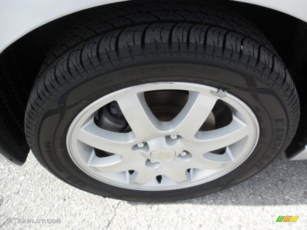 2006 Spectra SX Sedan - Clear Silver / Gray photo #14