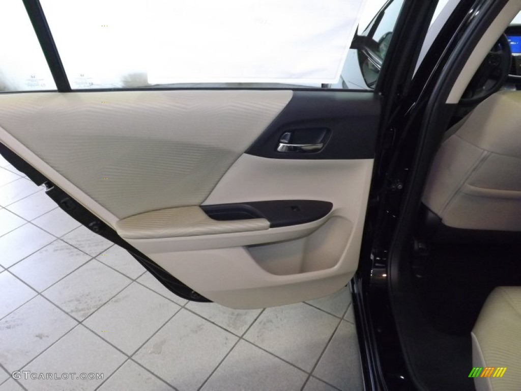 2014 Accord LX Sedan - Crystal Black Pearl / Ivory photo #25