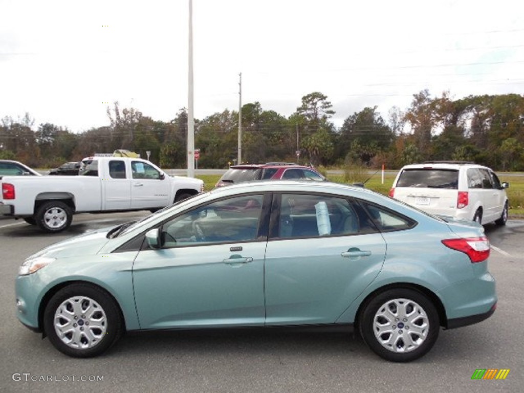 2012 Focus SE Sedan - Frosted Glass Metallic / Stone photo #2