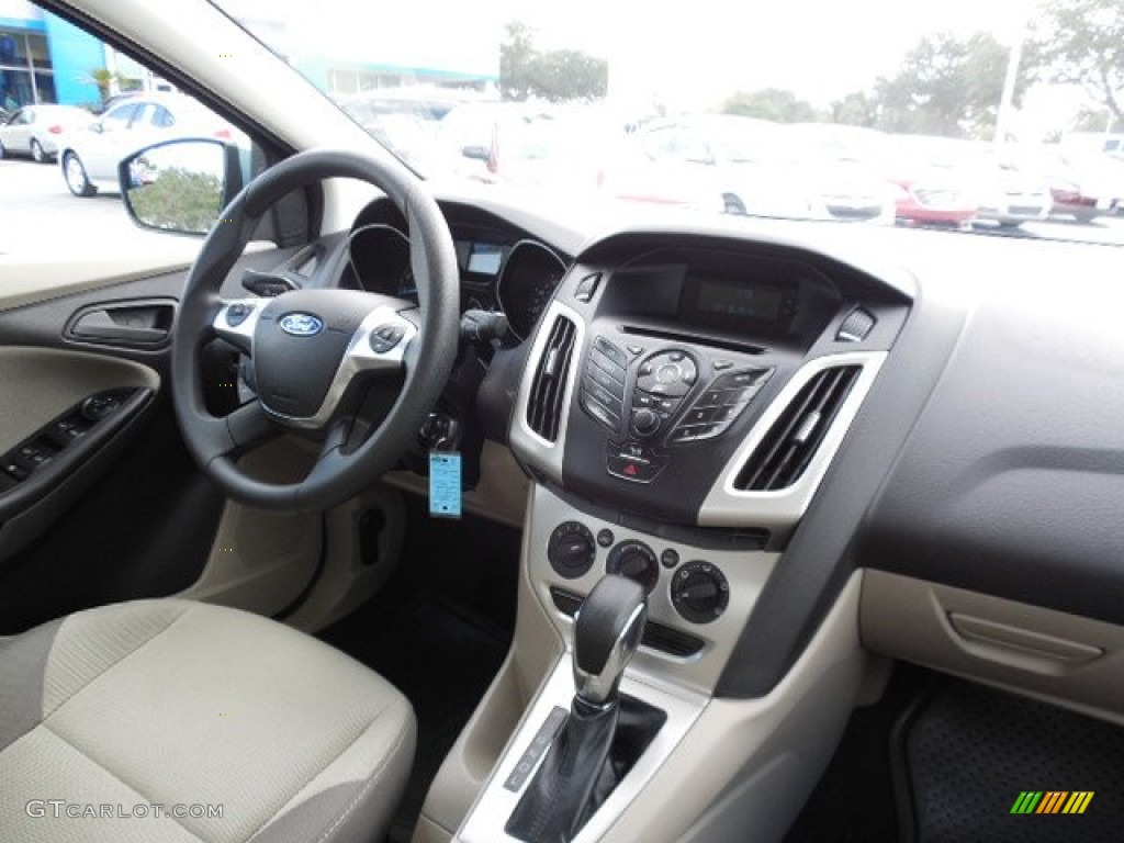 2012 Focus SE Sedan - Frosted Glass Metallic / Stone photo #11