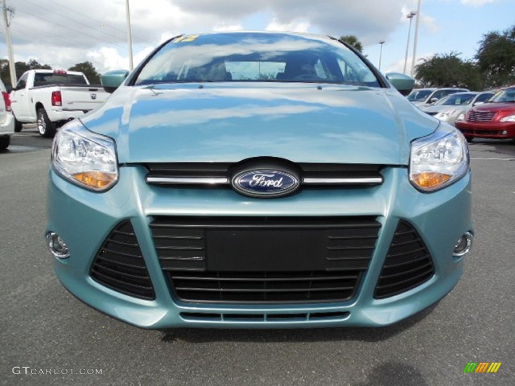 2012 Focus SE Sedan - Frosted Glass Metallic / Stone photo #13