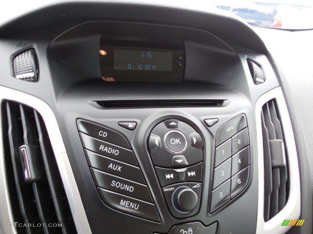 2012 Focus SE Sedan - Frosted Glass Metallic / Stone photo #19