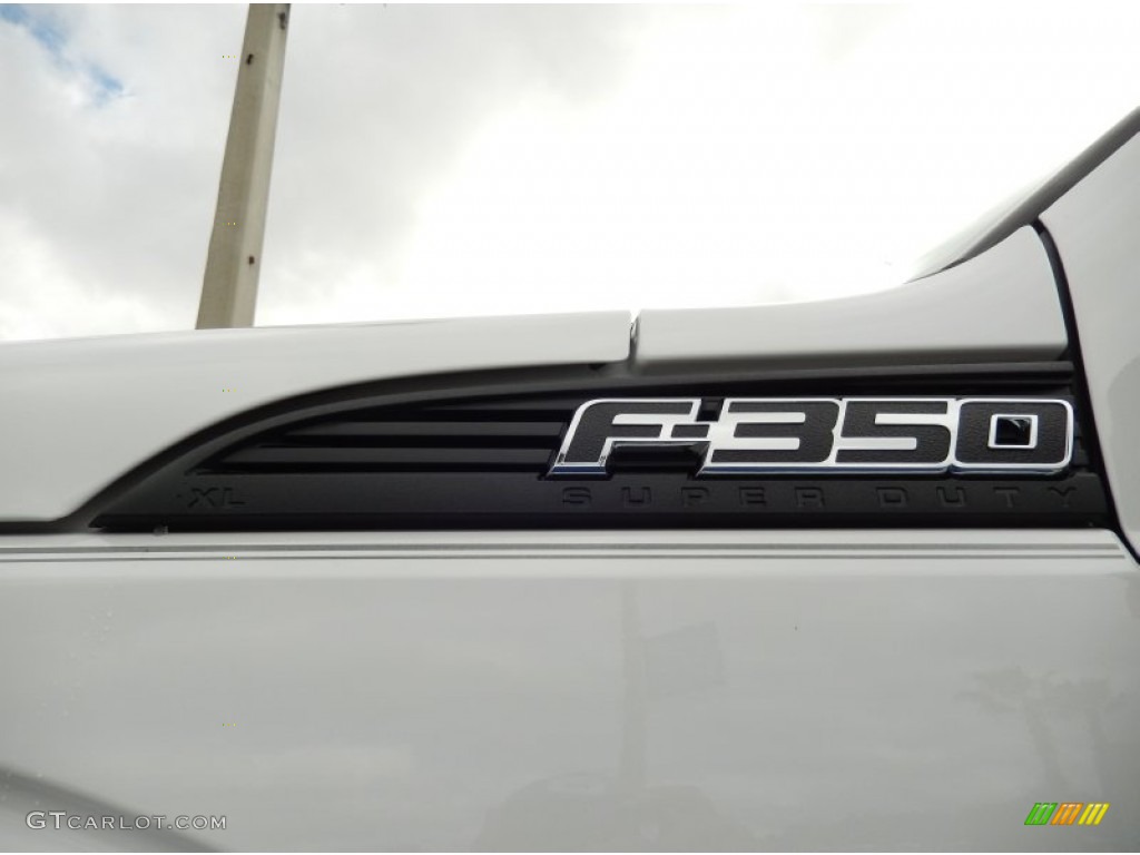 2014 F350 Super Duty XL Crew Cab Dually - Oxford White / Steel photo #5