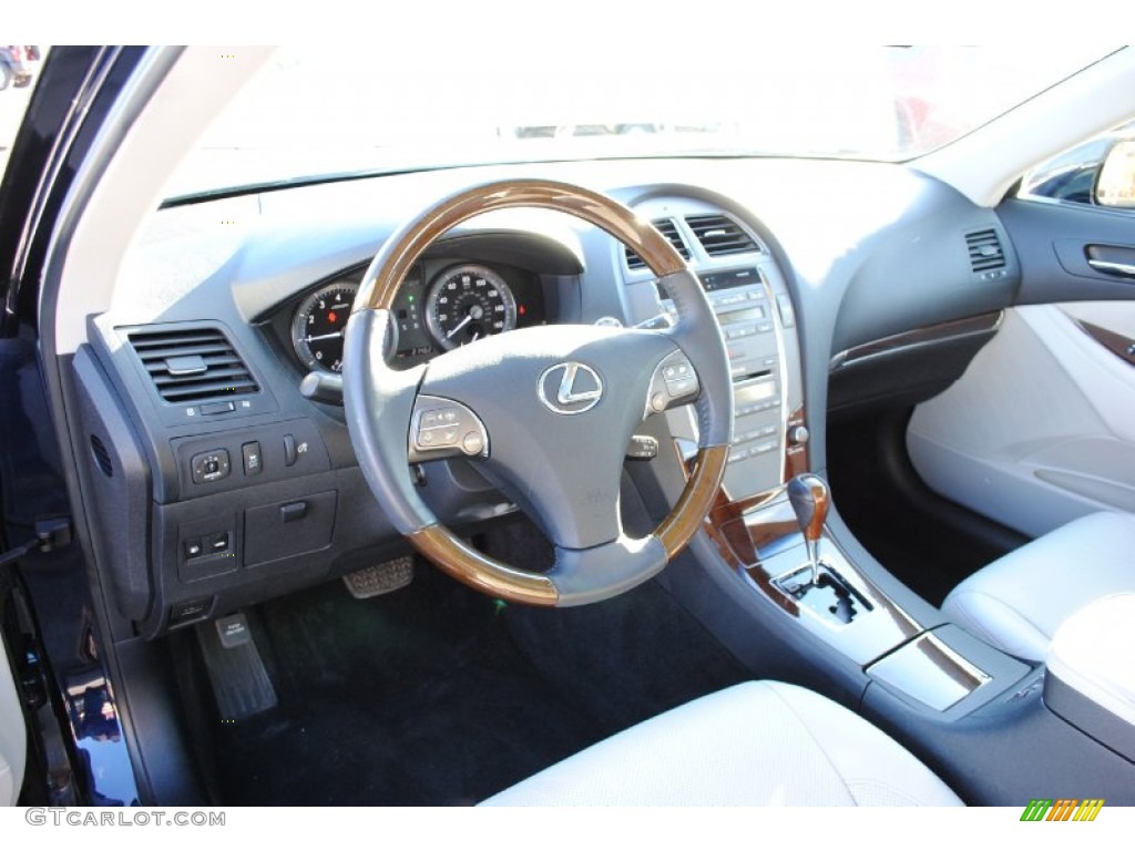 Light Gray Interior 2010 Lexus ES 350 Photo #89626022