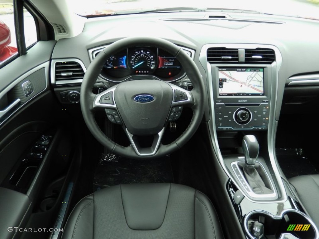 2014 Ford Fusion Titanium Dashboard Photos