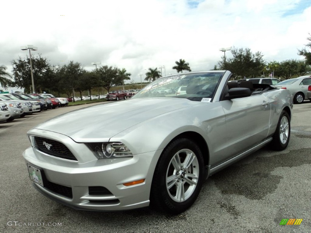 2013 Mustang V6 Convertible - Ingot Silver Metallic / Charcoal Black photo #14