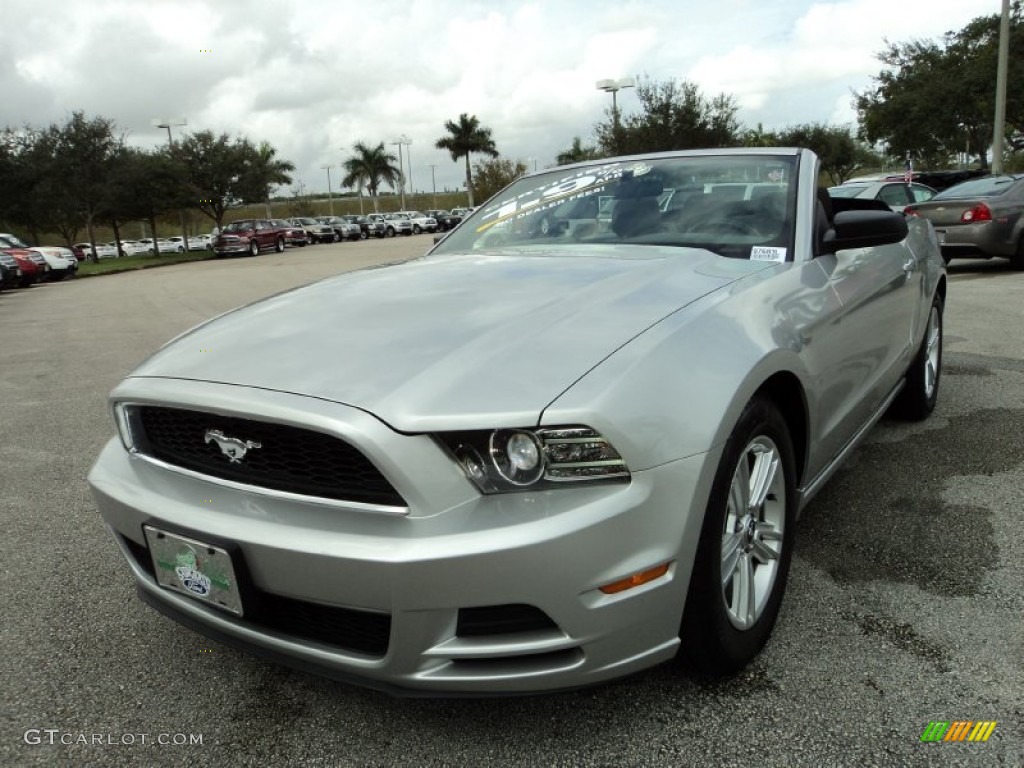 2013 Mustang V6 Convertible - Ingot Silver Metallic / Charcoal Black photo #15