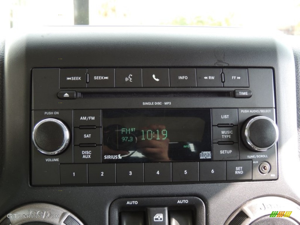 2011 Wrangler Sport 4x4 - Sahara Tan / Black photo #15