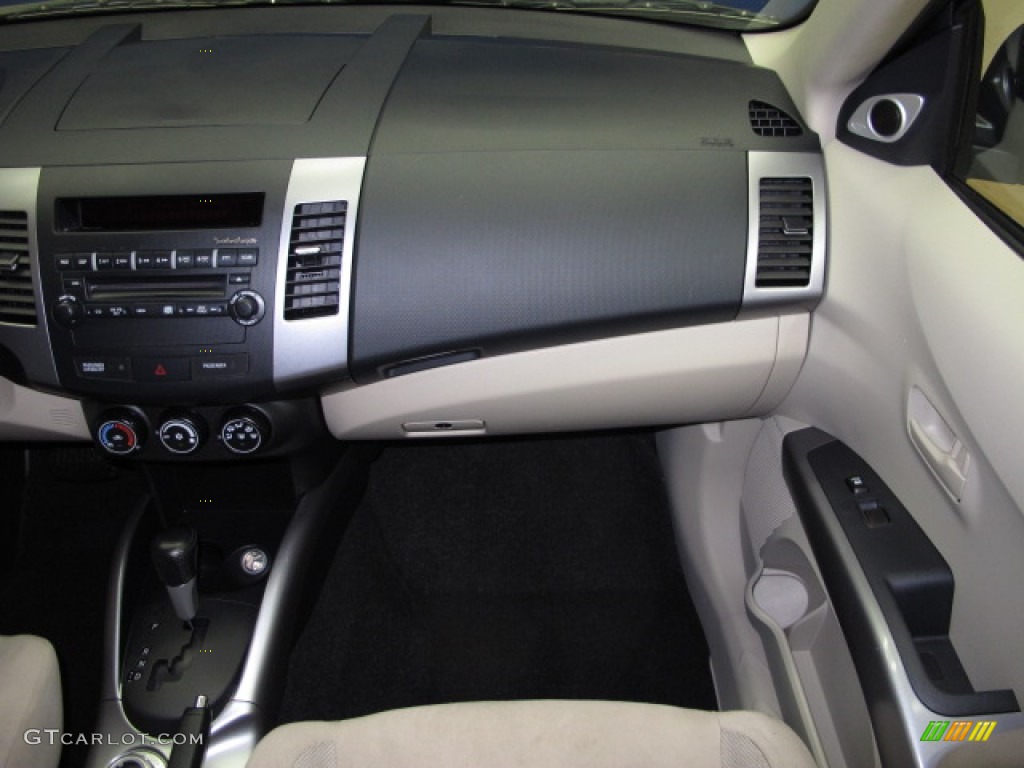 2007 Outlander LS 4WD - Deep Blue Metallic / Beige photo #25