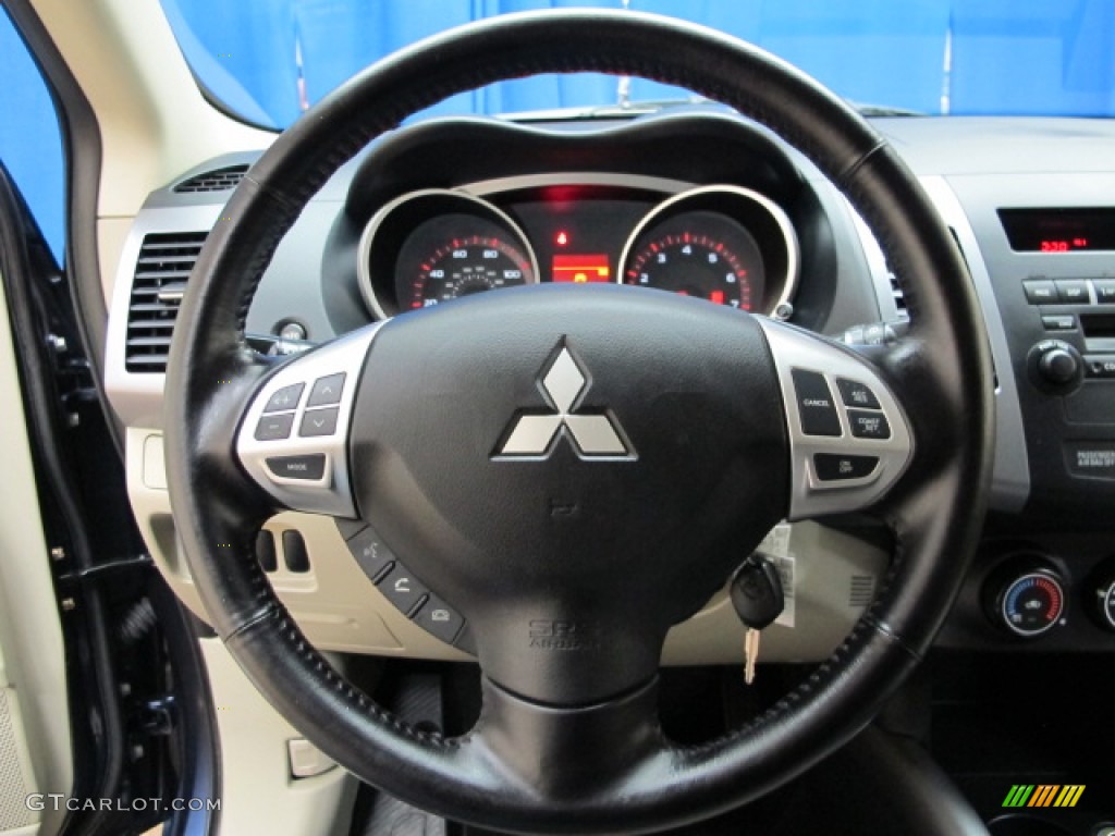 2007 Mitsubishi Outlander LS 4WD Beige Steering Wheel Photo #89628176