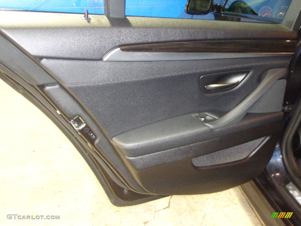 2013 5 Series 550i xDrive Sedan - Carbon Black Metallic / Black photo #27