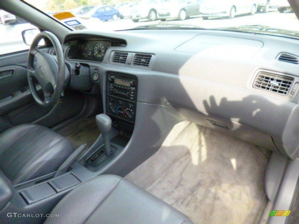 2000 Camry LE - Graphite Gray Pearl / Gray photo #15